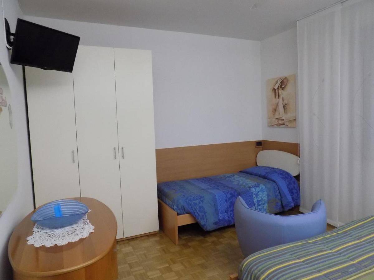 Aparthotel Feeling At Home Castenaso Bagian luar foto